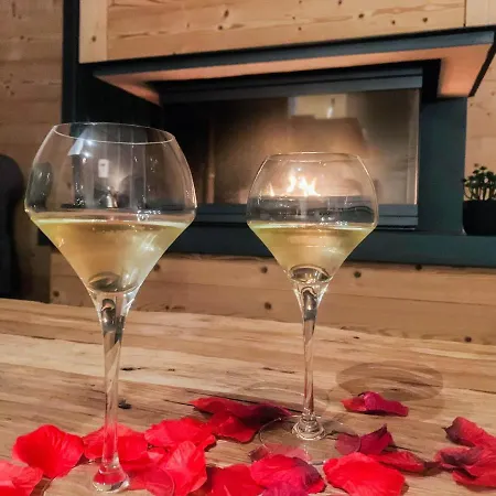 Luxury Wood Village *