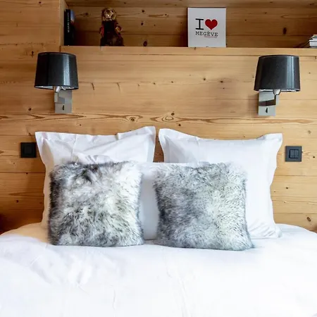 Luxury Wood Village *