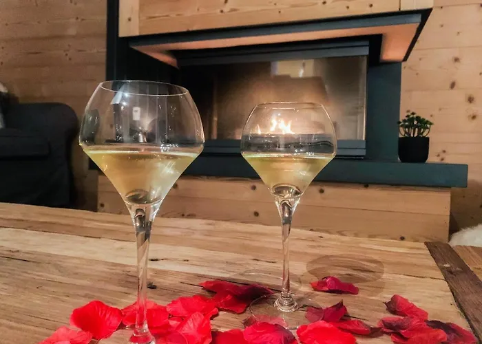 Luxury Wood Village *